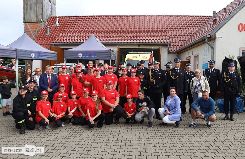 Ślubowanie Młodzieżowej Drużyny Pożarniczej w OSP Trzebież