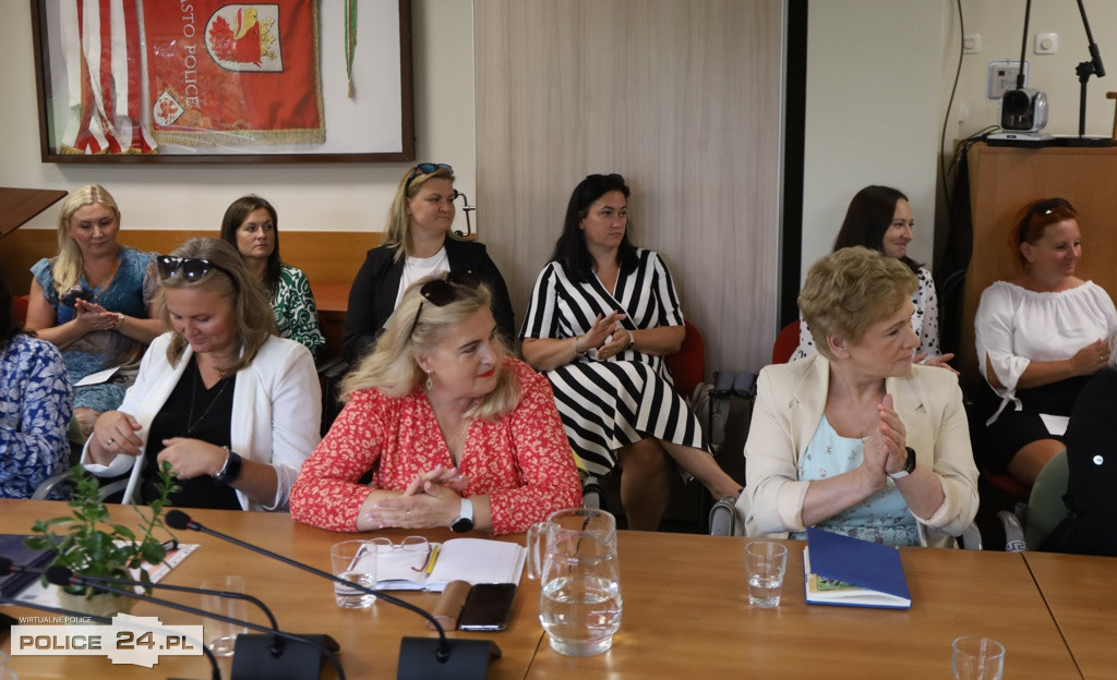 Pierwszy dzwonek w nowym roku szkolnym w gminie Police