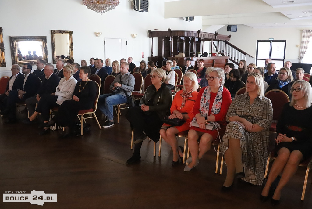 Powiatowe obchody Dnia Edukacji Narodowej