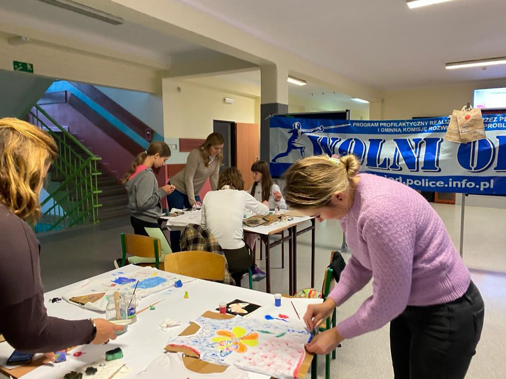 Wolni Od… Przystanek Relacje