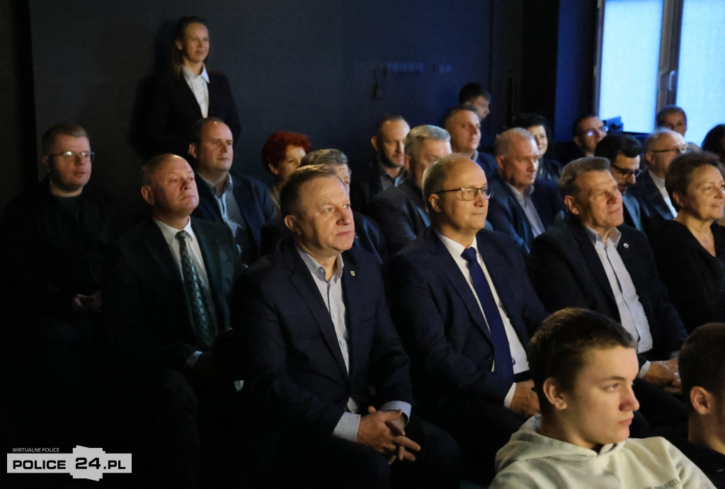 Oficjalne otwarcie zmodernizowanej hali MOW w Trzebieży