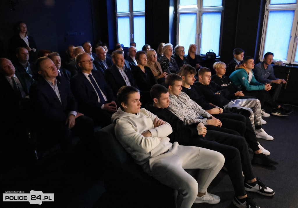 Oficjalne otwarcie zmodernizowanej hali MOW w Trzebieży