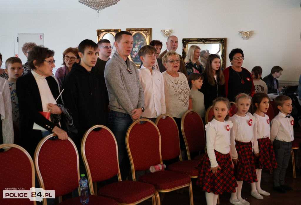 Rodzinny Śpiewnik Patriotyczny w Policach