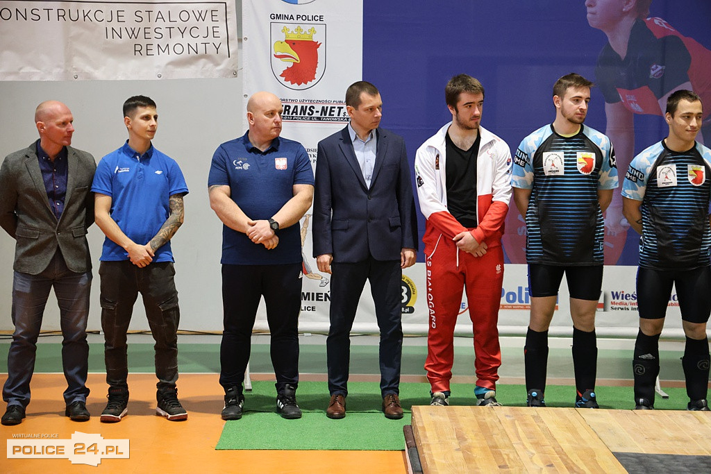 Zawody o puchar burmistrza Polic w podrzucie