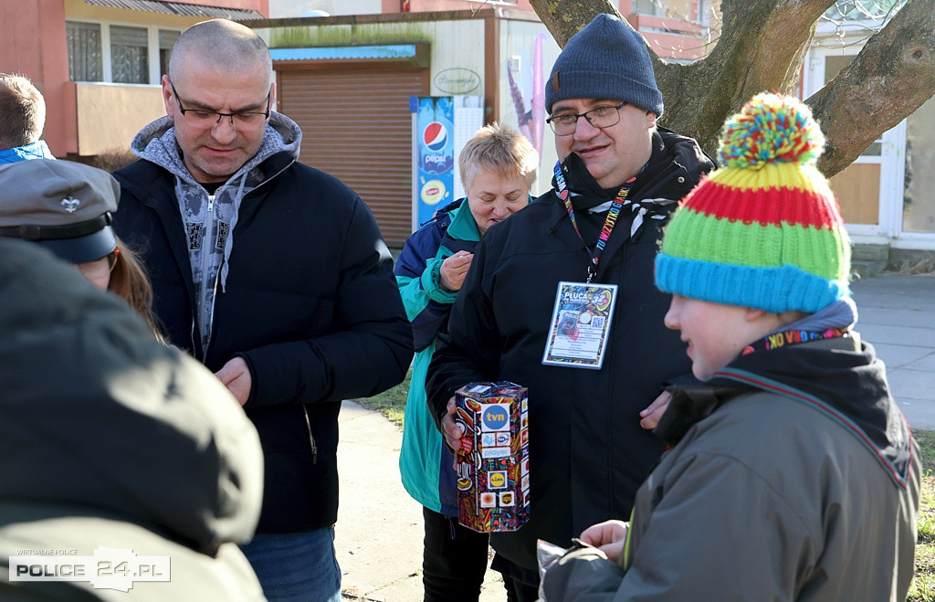 W Policach od rana kwestowano na rzecz WOŚP
