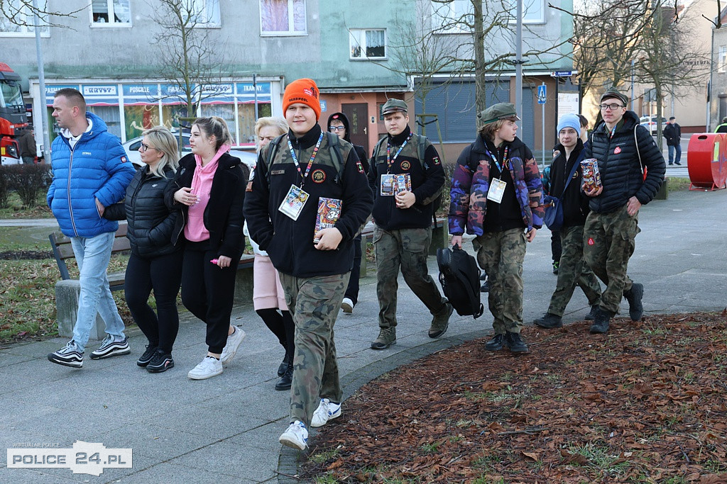 W Policach od rana kwestowano na rzecz WOŚP