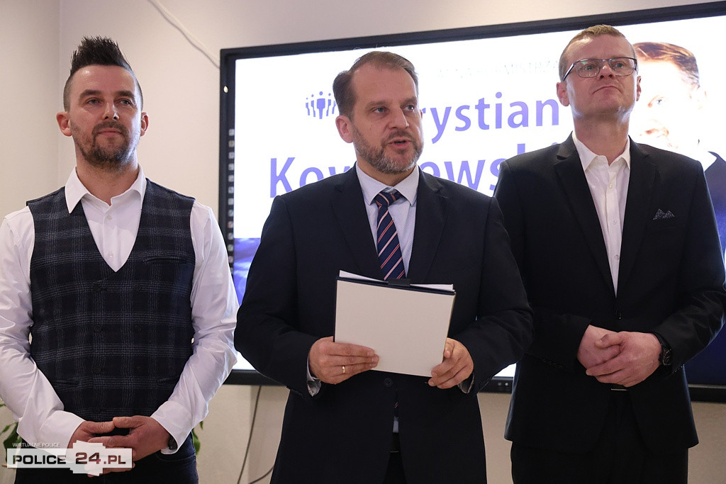 Konferencja prasowa KWW Projekt Police Krystiana Kowalewskiego