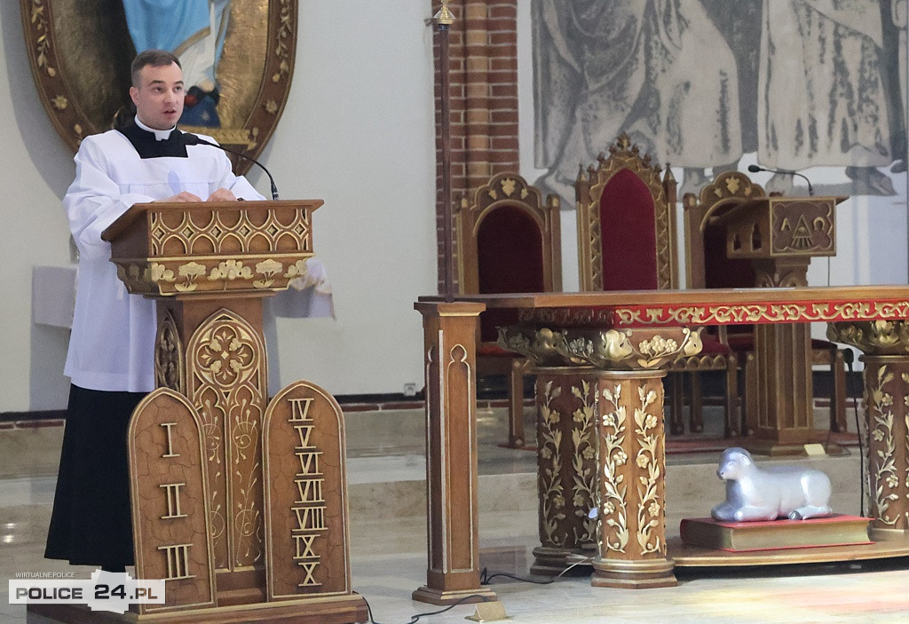 Święcenie pokarmów w Policach, Niekłończycy