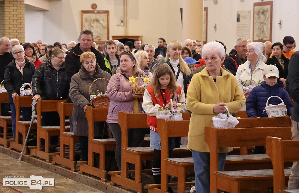 Święcenie pokarmów w Policach, Niekłończycy