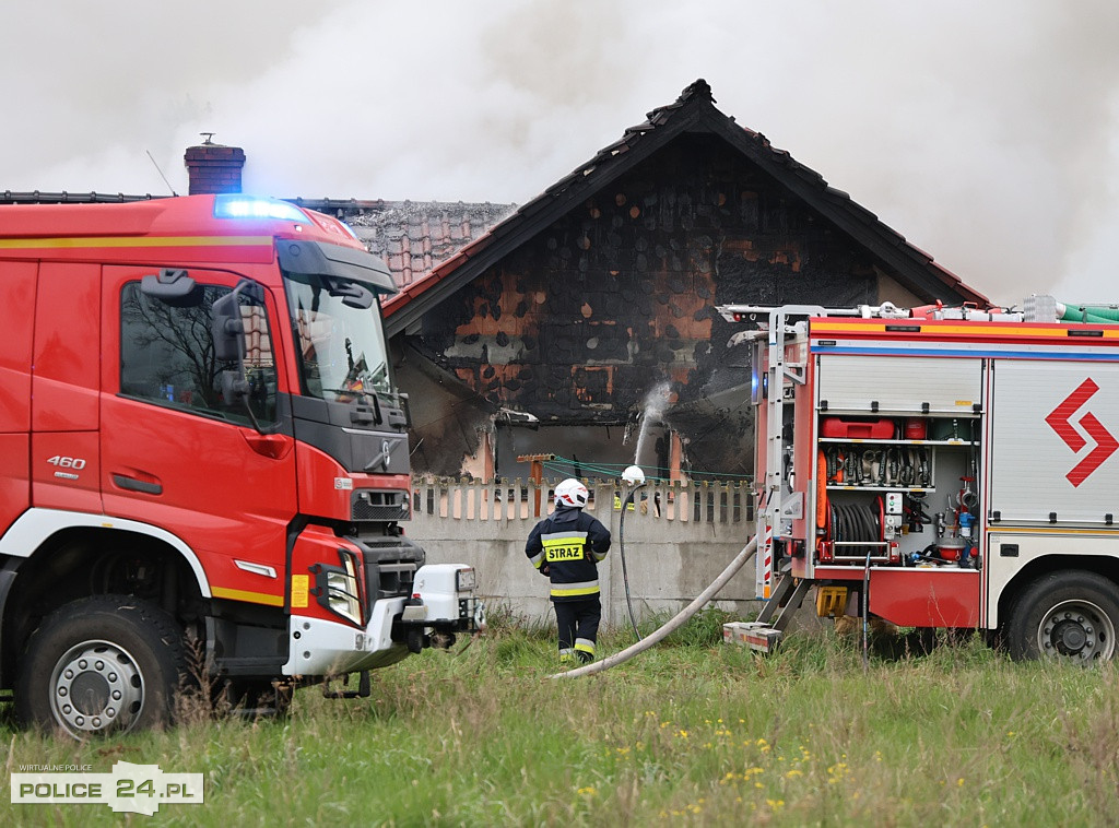 Pożar domu jednorodzinnego w Grzepnicy