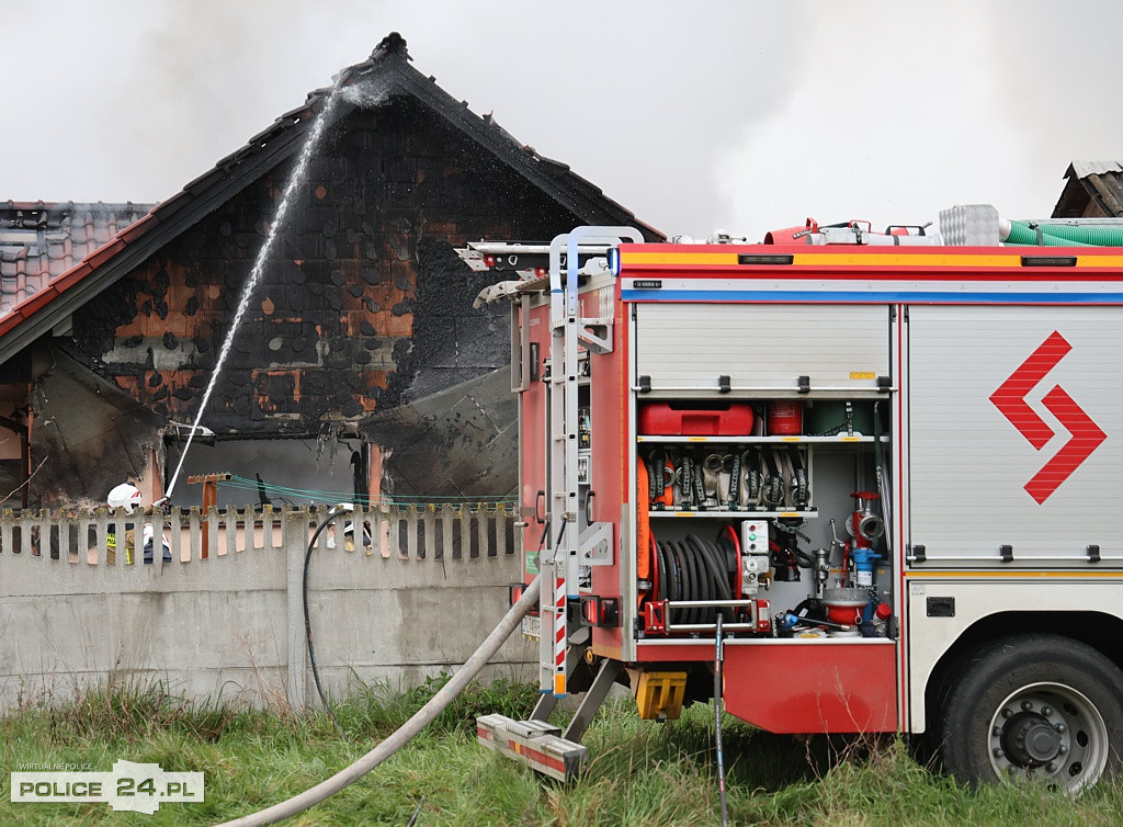 Pożar domu jednorodzinnego w Grzepnicy