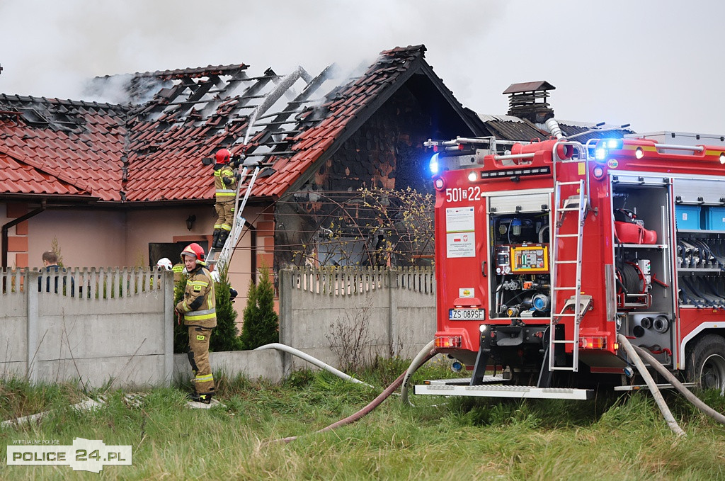 Pożar domu jednorodzinnego w Grzepnicy