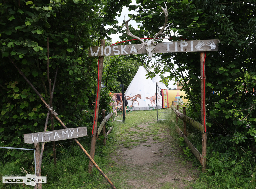 Uniemyśl. Dzień Dziecka w wiosce Tipi