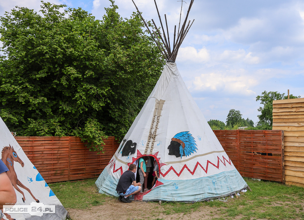 Uniemyśl. Dzień Dziecka w wiosce Tipi