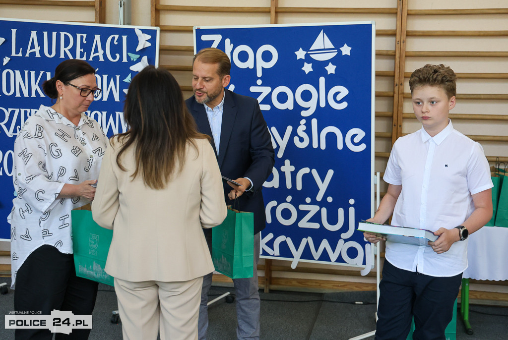 Nagrody dla najzdolniejszym uczniów w gminie Police