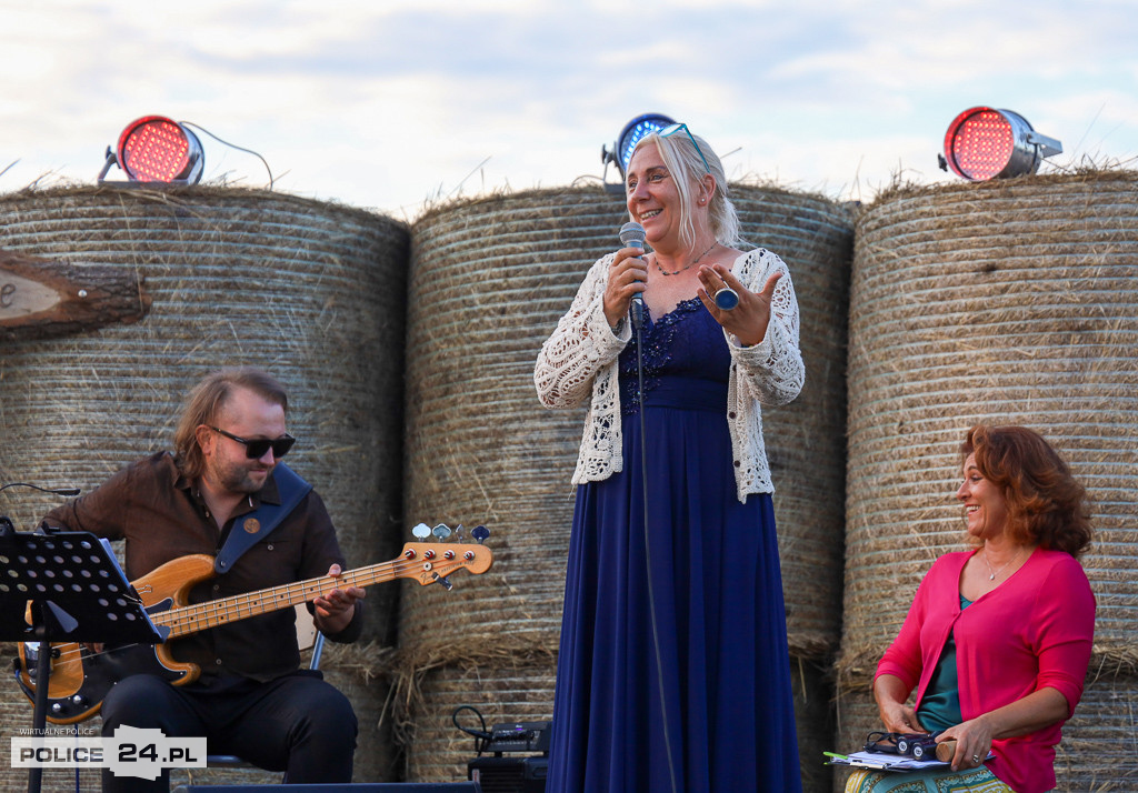 Koncert Agnieszki Hekiert Trio w Niekłończycy