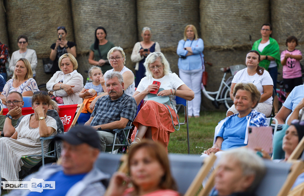 Koncert Agnieszki Hekiert Trio w Niekłończycy