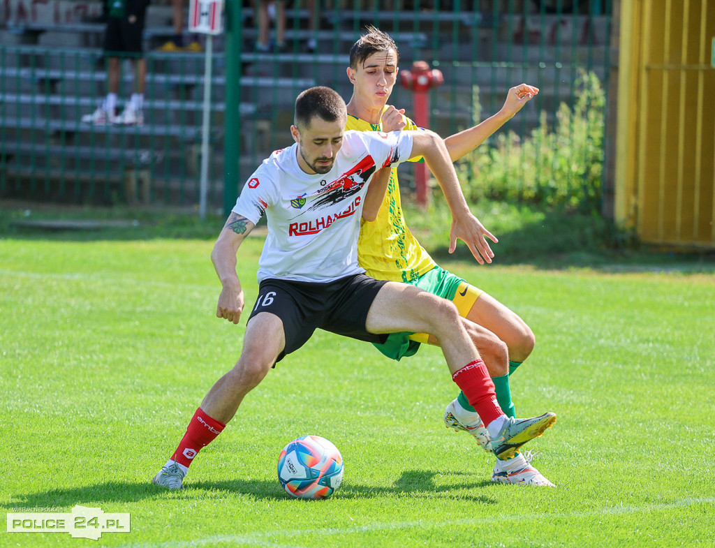 Chemik Police - Biali Sądów