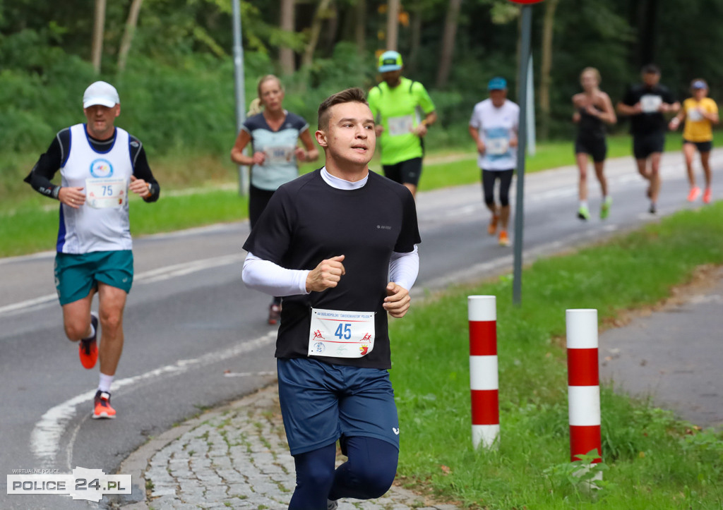 Ćwierćmaraton Policki