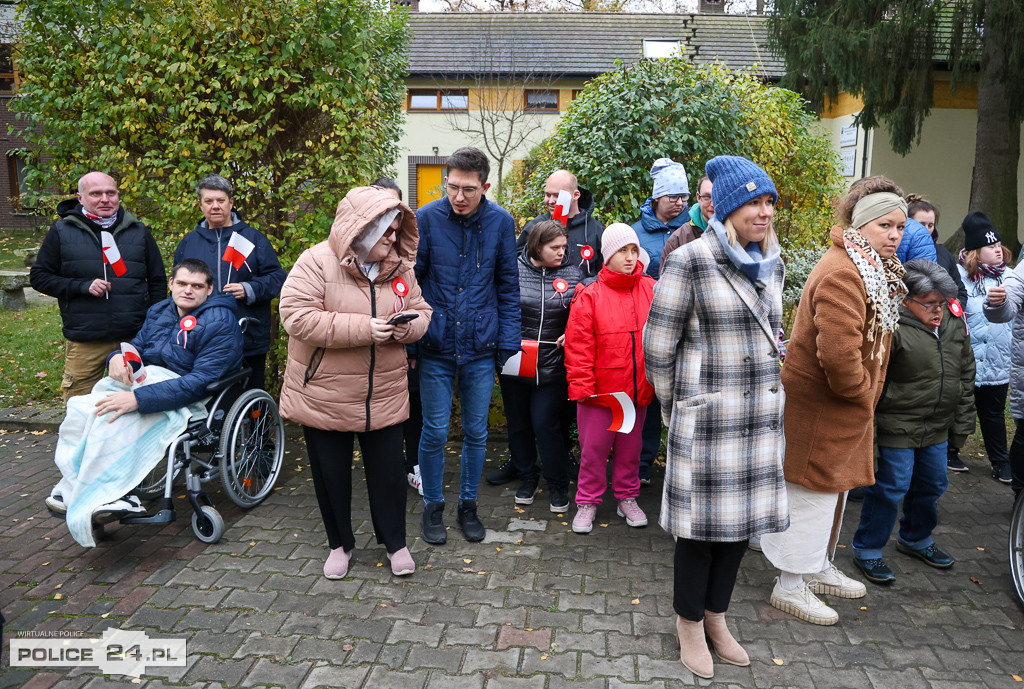 Podniesienie flagi w PSONI Koło w Policach