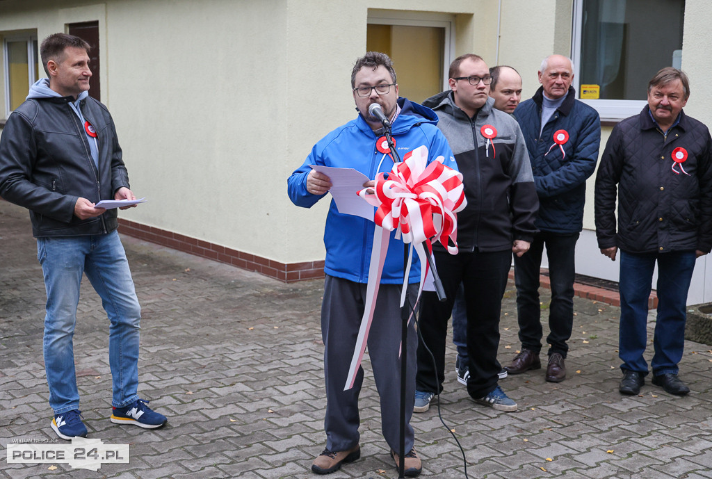 Podniesienie flagi w PSONI Koło w Policach