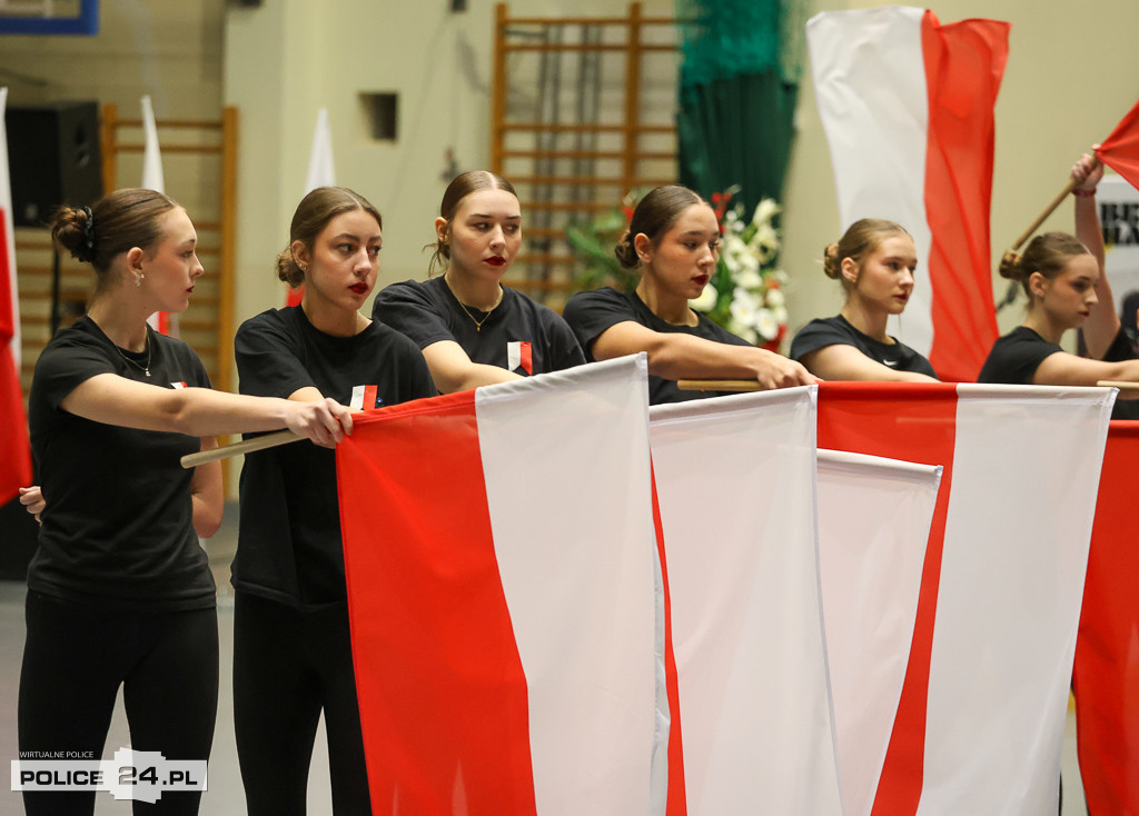 Uroczyste ślubowanie uczniów klas pierwszych w 