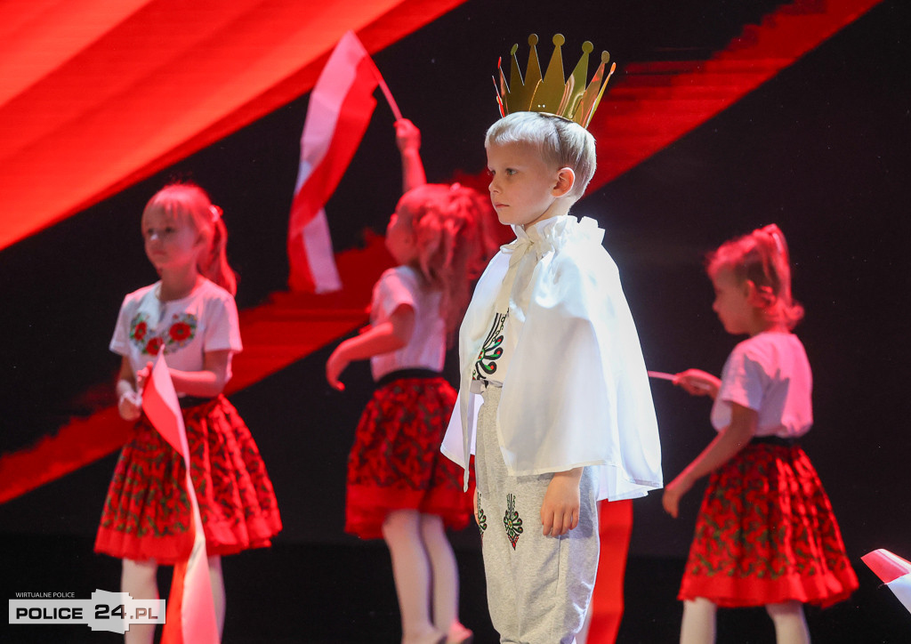 Rodzinny Śpiewnik Patriotyczny w polickim MOK