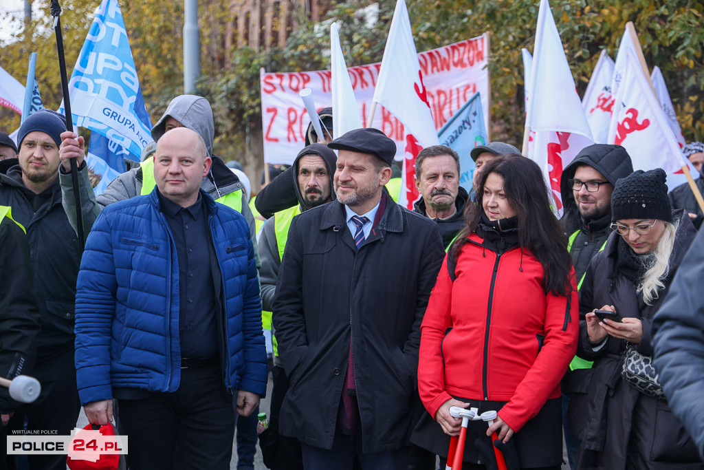 Protest pracowników Grupy Azoty Police w Szczecinie