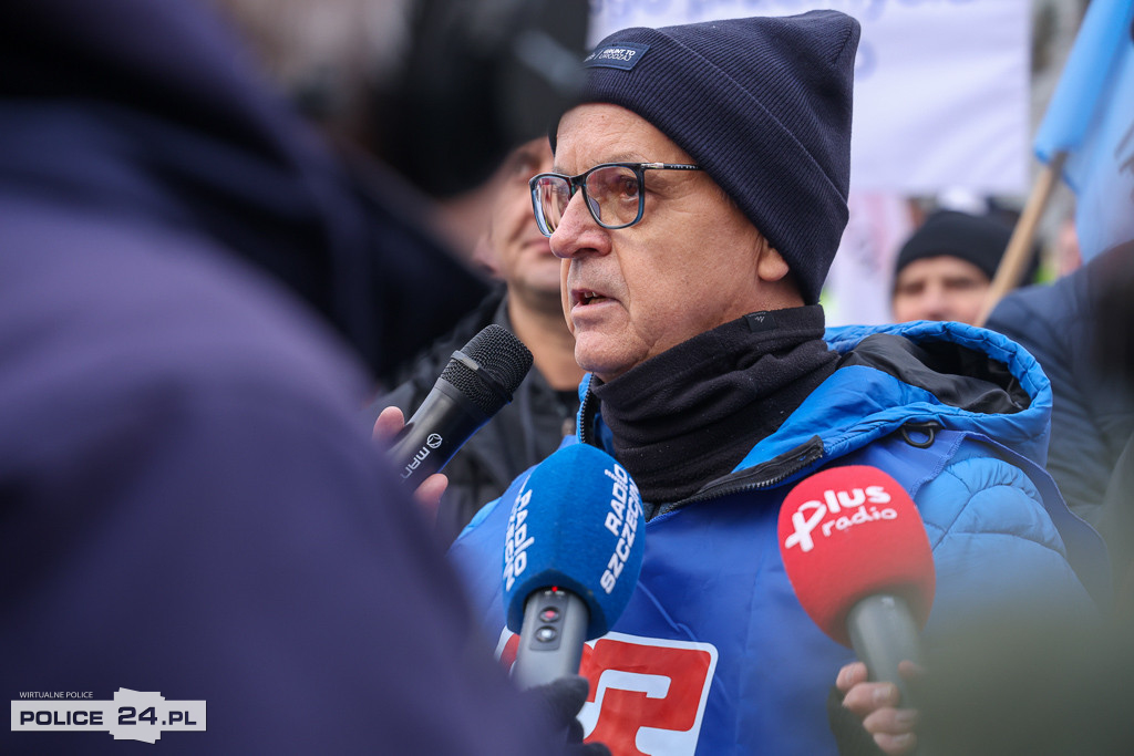 Protest pracowników Grupy Azoty Police w Szczecinie