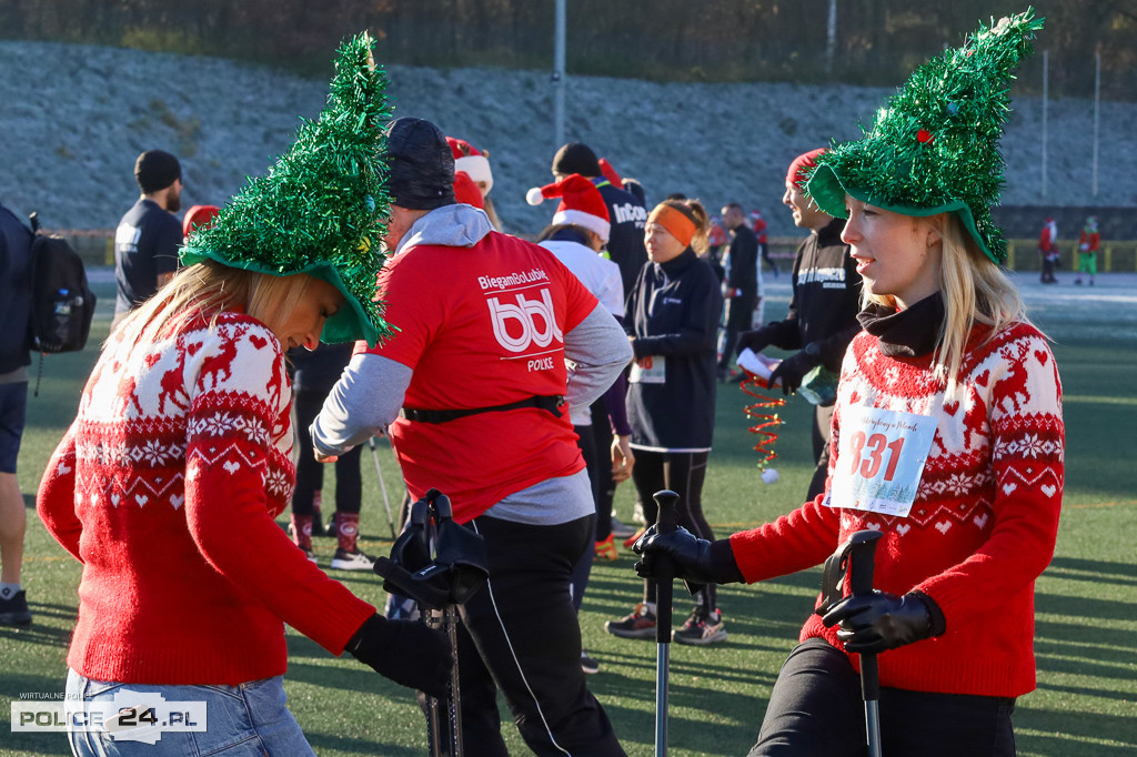 XII Bieg Mikołajkowy - marsz Nordic Walking