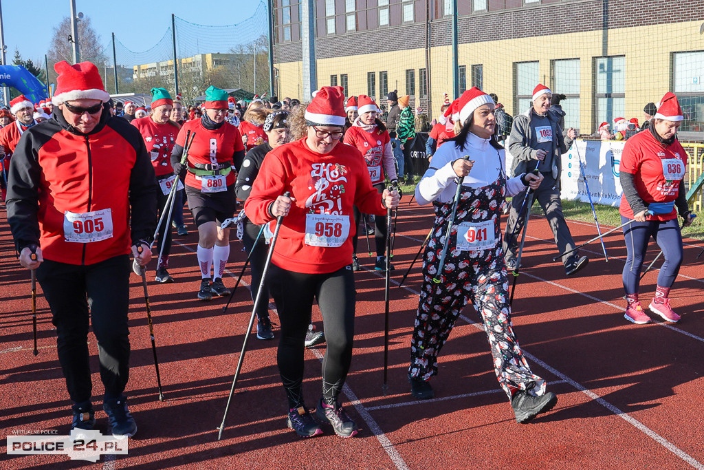 XII Bieg Mikołajkowy - marsz Nordic Walking