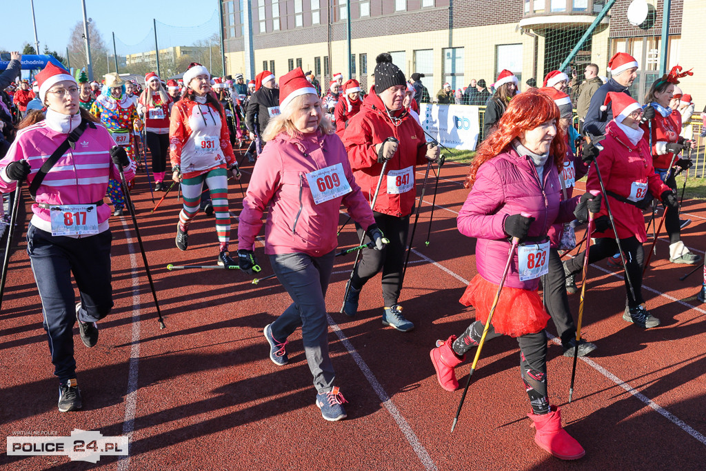 XII Bieg Mikołajkowy - marsz Nordic Walking