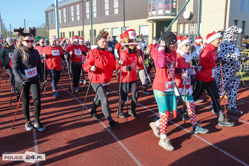 XII Bieg Mikołajkowy - marsz Nordic Walking