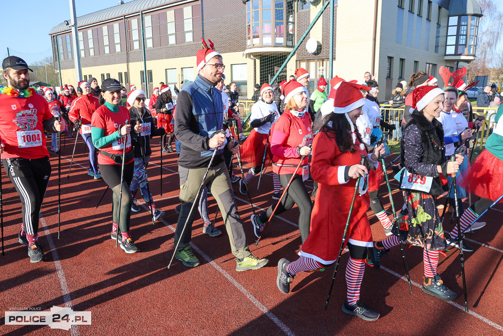 XII Bieg Mikołajkowy - marsz Nordic Walking