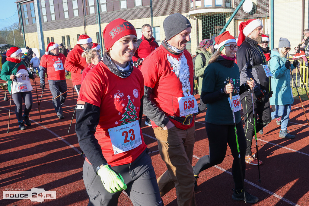 XII Bieg Mikołajkowy - marsz Nordic Walking