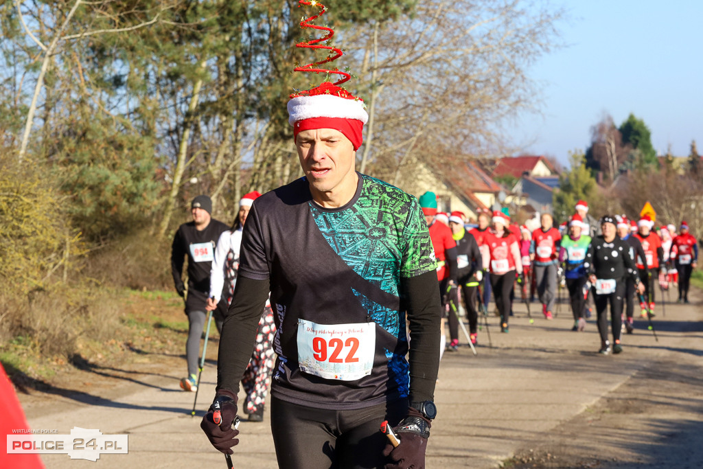 XII Bieg Mikołajkowy - marsz Nordic Walking