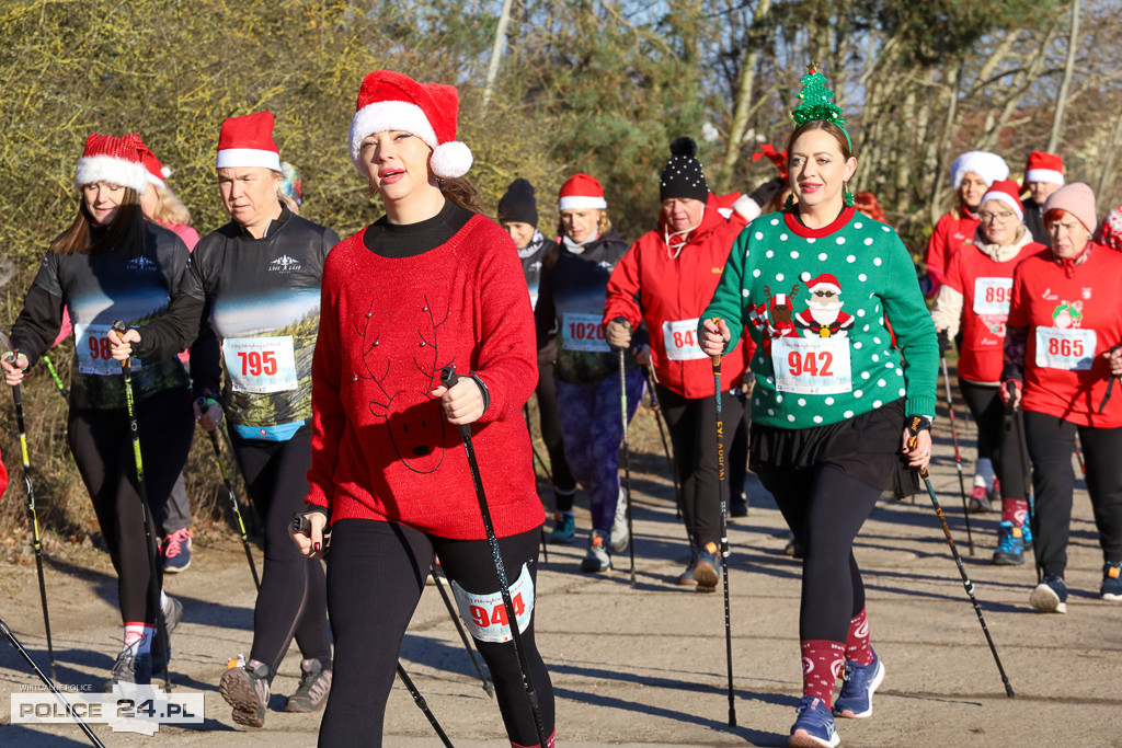 XII Bieg Mikołajkowy - marsz Nordic Walking