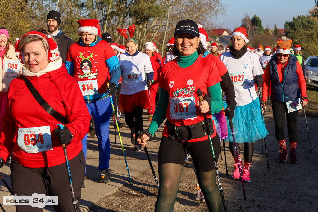 XII Bieg Mikołajkowy - marsz Nordic Walking