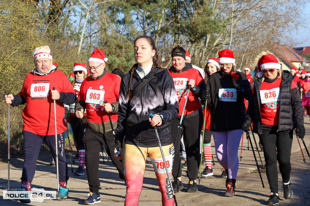 XII Bieg Mikołajkowy - marsz Nordic Walking