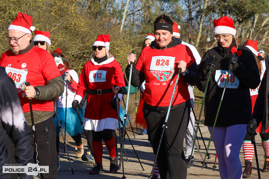 XII Bieg Mikołajkowy - marsz Nordic Walking