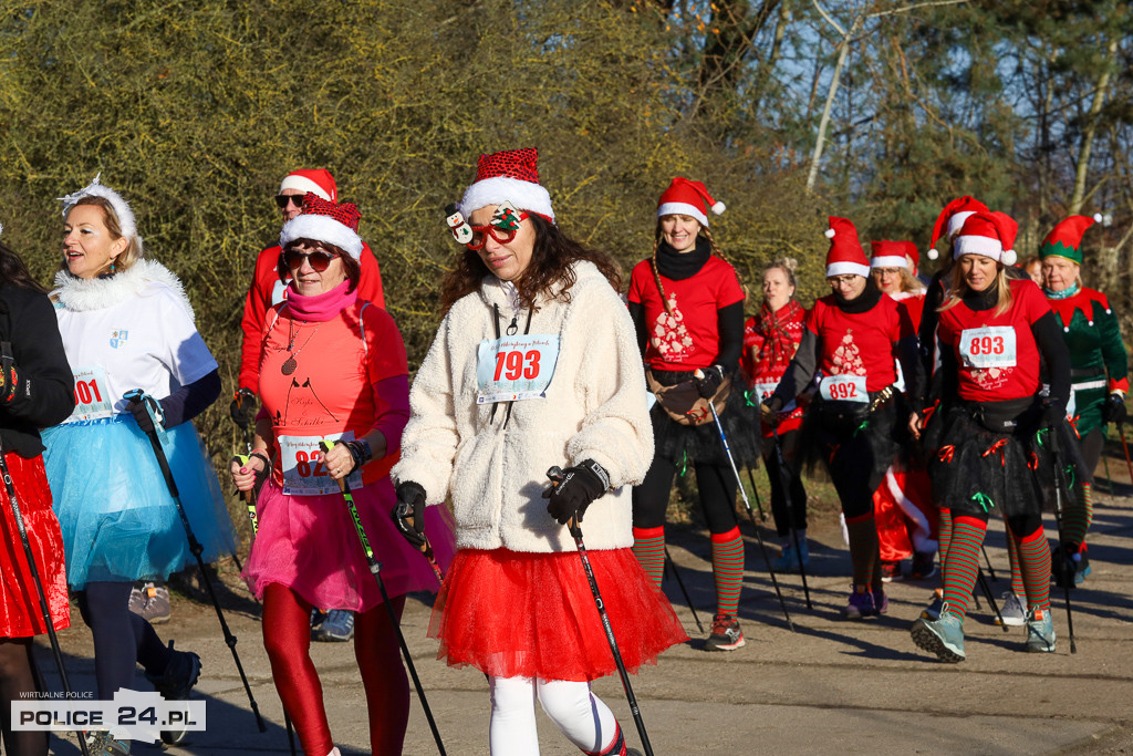 XII Bieg Mikołajkowy - marsz Nordic Walking