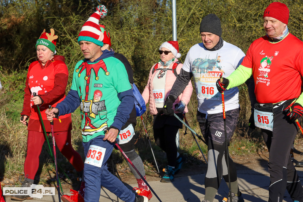 XII Bieg Mikołajkowy - marsz Nordic Walking