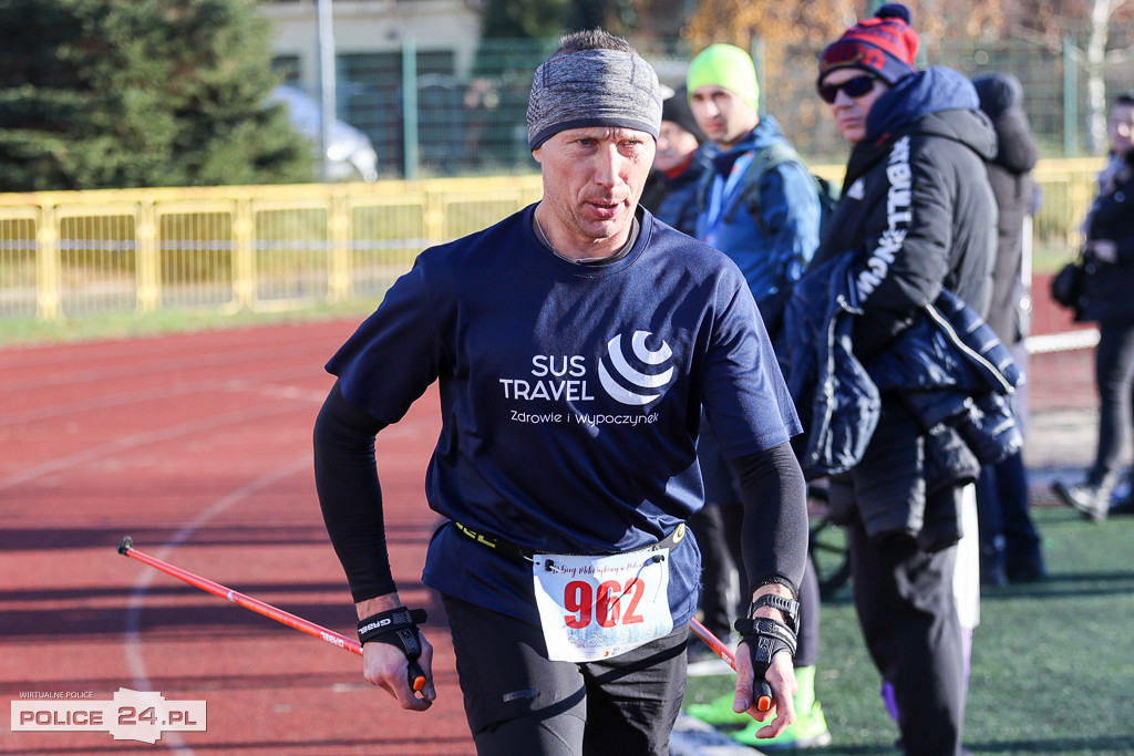 XII Bieg Mikołajkowy - marsz Nordic Walking