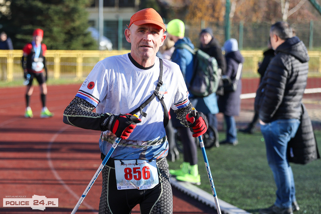 XII Bieg Mikołajkowy - marsz Nordic Walking