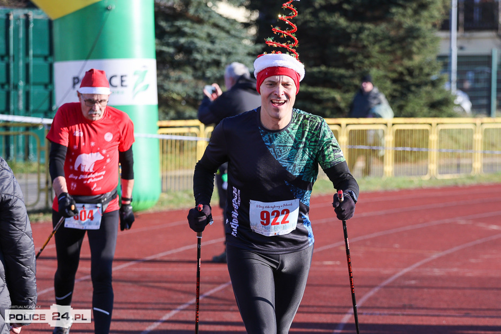XII Bieg Mikołajkowy - marsz Nordic Walking