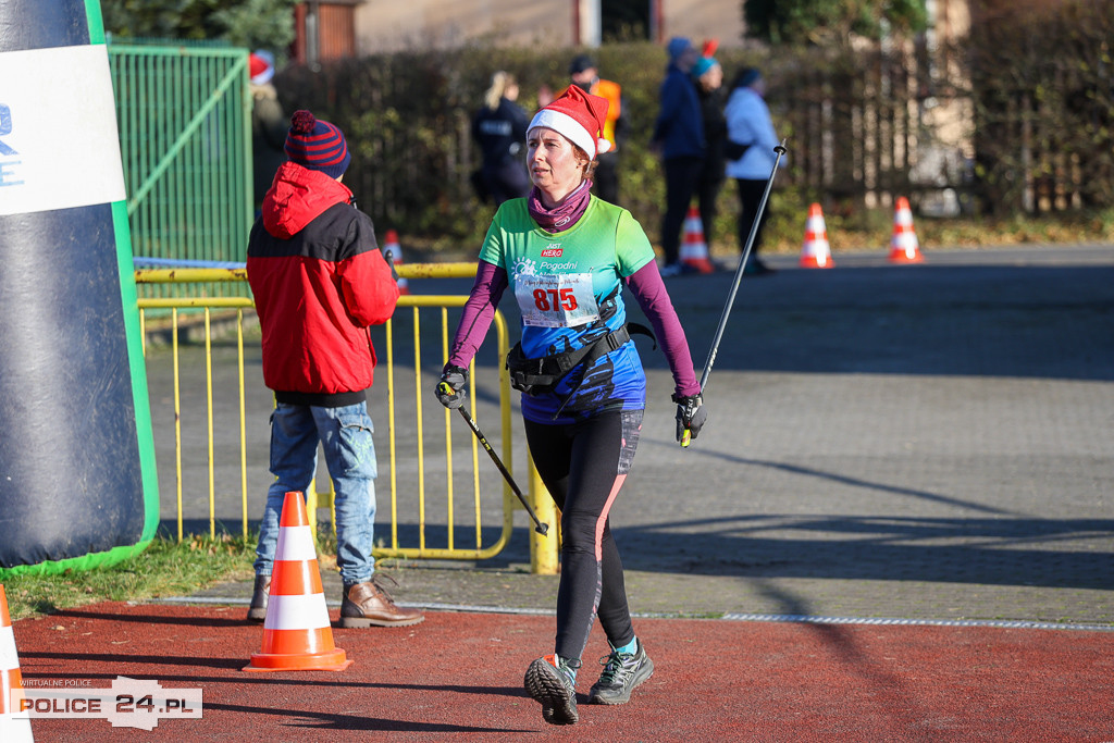 XII Bieg Mikołajkowy - marsz Nordic Walking