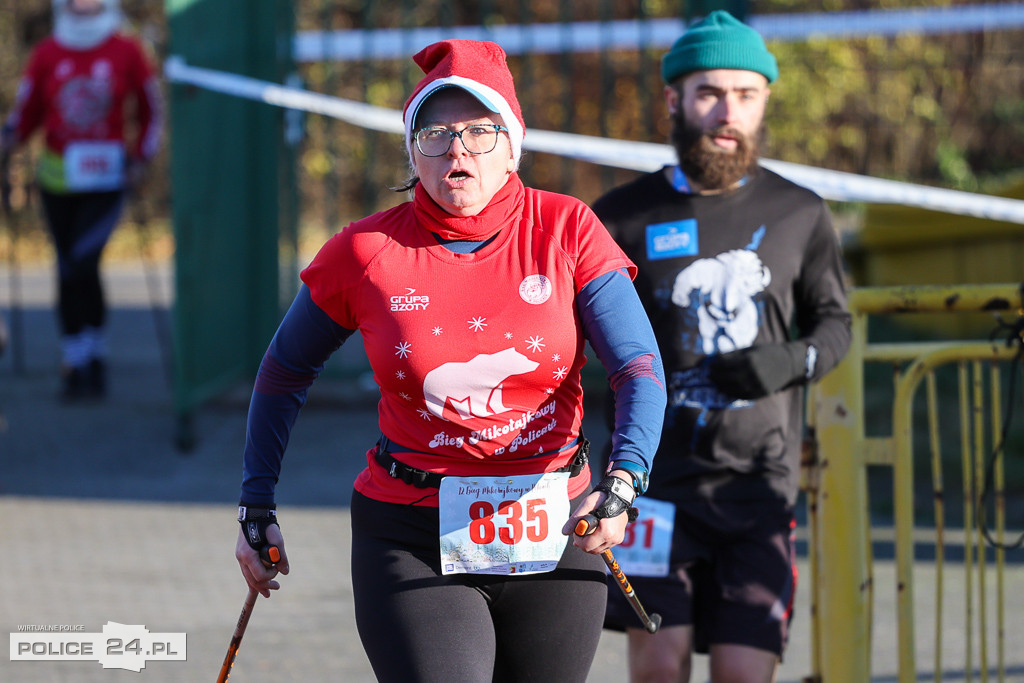 XII Bieg Mikołajkowy - marsz Nordic Walking