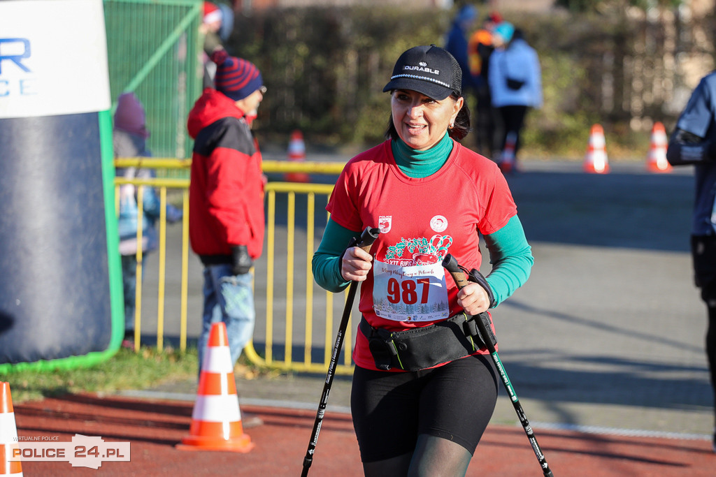 XII Bieg Mikołajkowy - marsz Nordic Walking