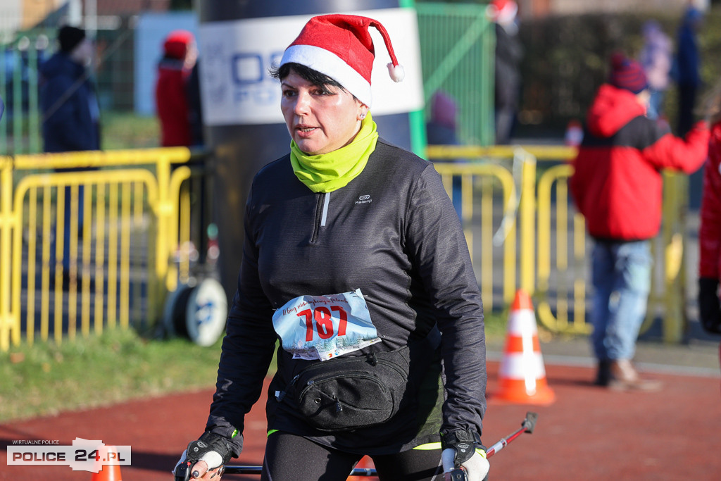 XII Bieg Mikołajkowy - marsz Nordic Walking