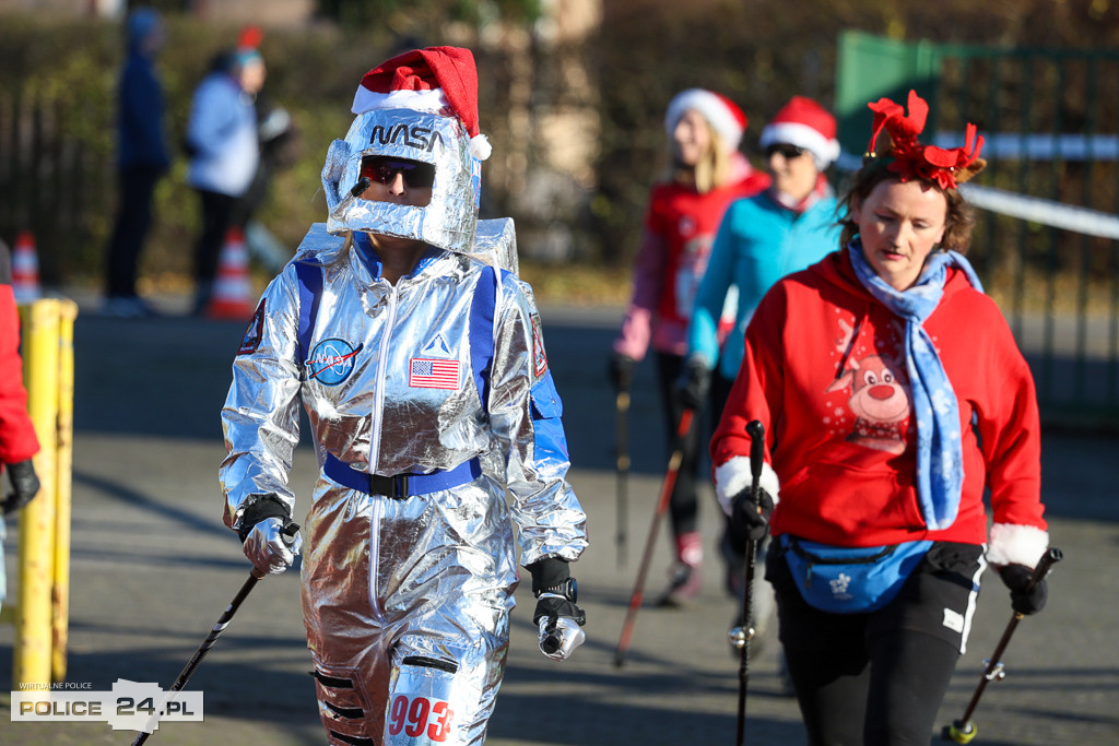 XII Bieg Mikołajkowy - marsz Nordic Walking